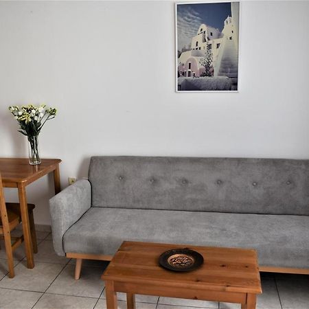 Emorfia Apartment Kamári Kültér fotó